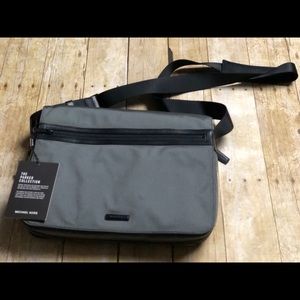 Michael kors parker collection grey messenger bag